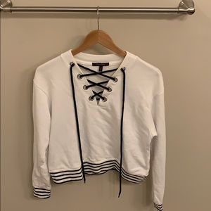 Sailor style b&w pullover!